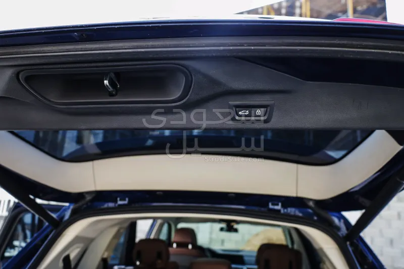 2020 بي ام دبليو الفئة اكس 7