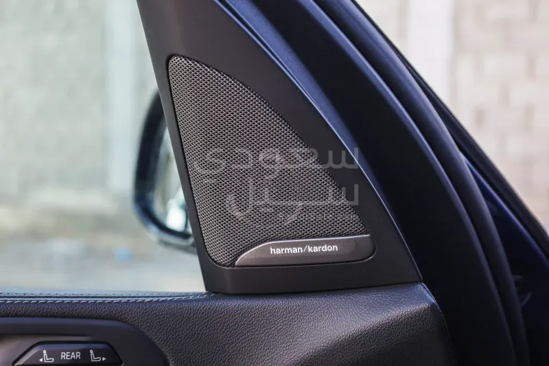 2020 بي ام دبليو الفئة اكس 7