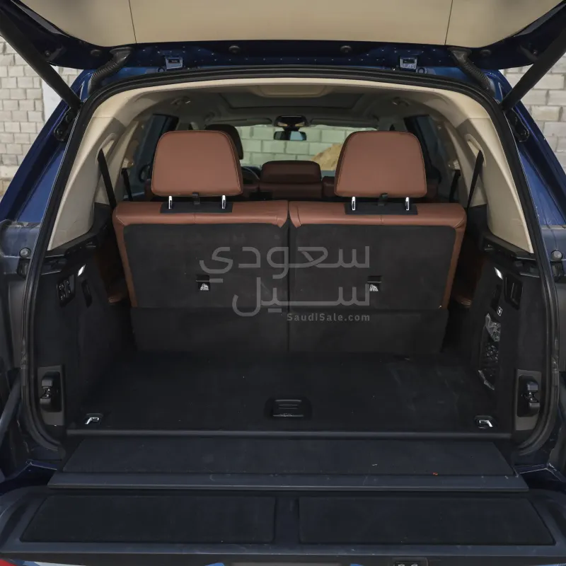 2020 بي ام دبليو الفئة اكس 7