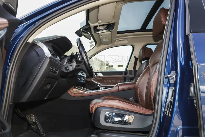 2020 بي ام دبليو الفئة اكس 7