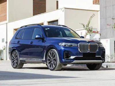 2020 بي ام دبليو الفئة اكس 7