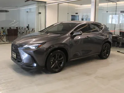 2023 لكزس إن إكس 350