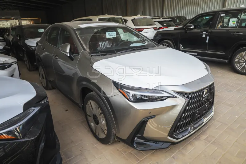 2026 لكزس إن إكس 350