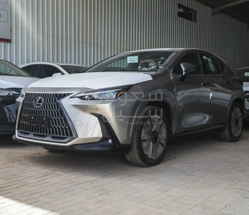 2026 لكزس إن إكس 350