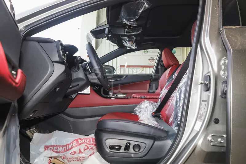 2026 لكزس إن إكس 350