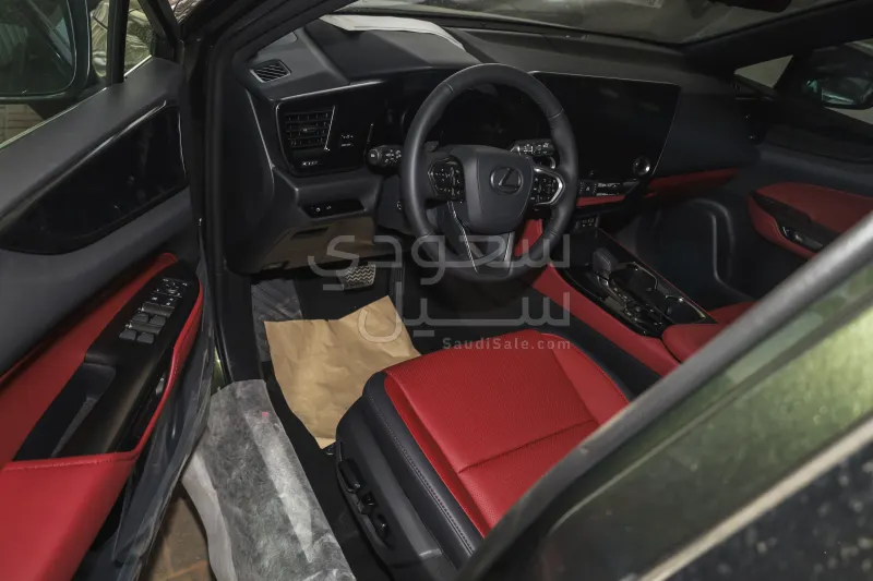 2026 لكزس إن إكس 350