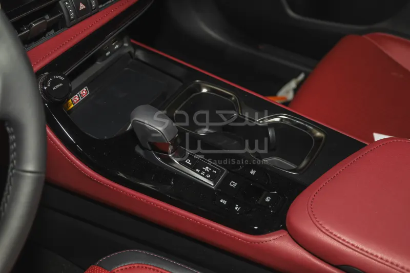 2026 لكزس إن إكس 350