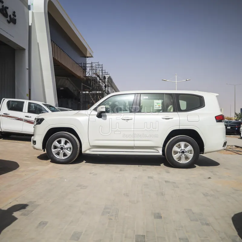2026 تويوتا لاند كروزر جي اكس ار 3