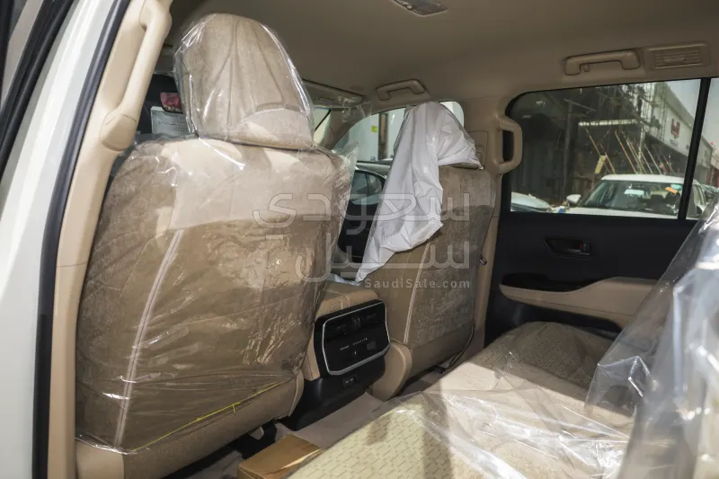 2026 تويوتا لاند كروزر جي اكس ار 3