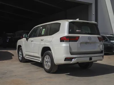 2026 تويوتا لاند كروزر جي اكس ار 3