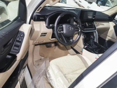 2026 تويوتا لاند كروزر جي اكس ار 3