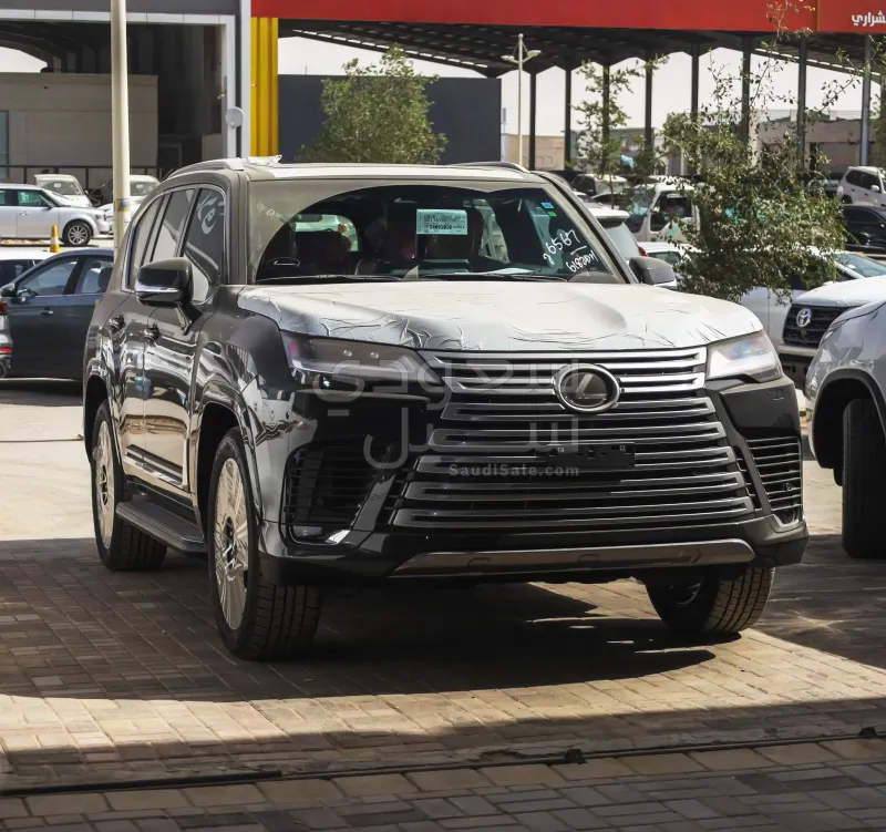 2026 لكزس إل إكس 600