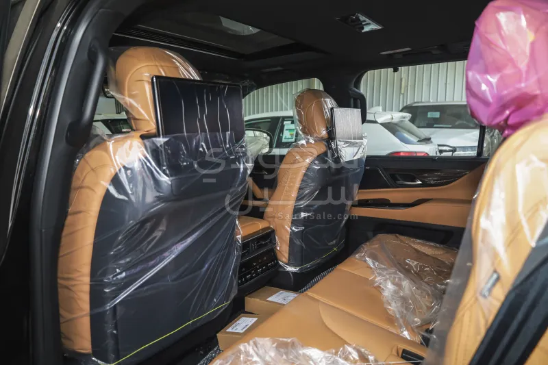 2026 لكزس إل إكس 600