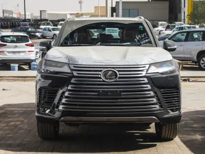 2026 لكزس إل إكس 600