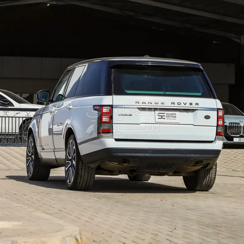 2017 لاند روفر رينج روفر فوج