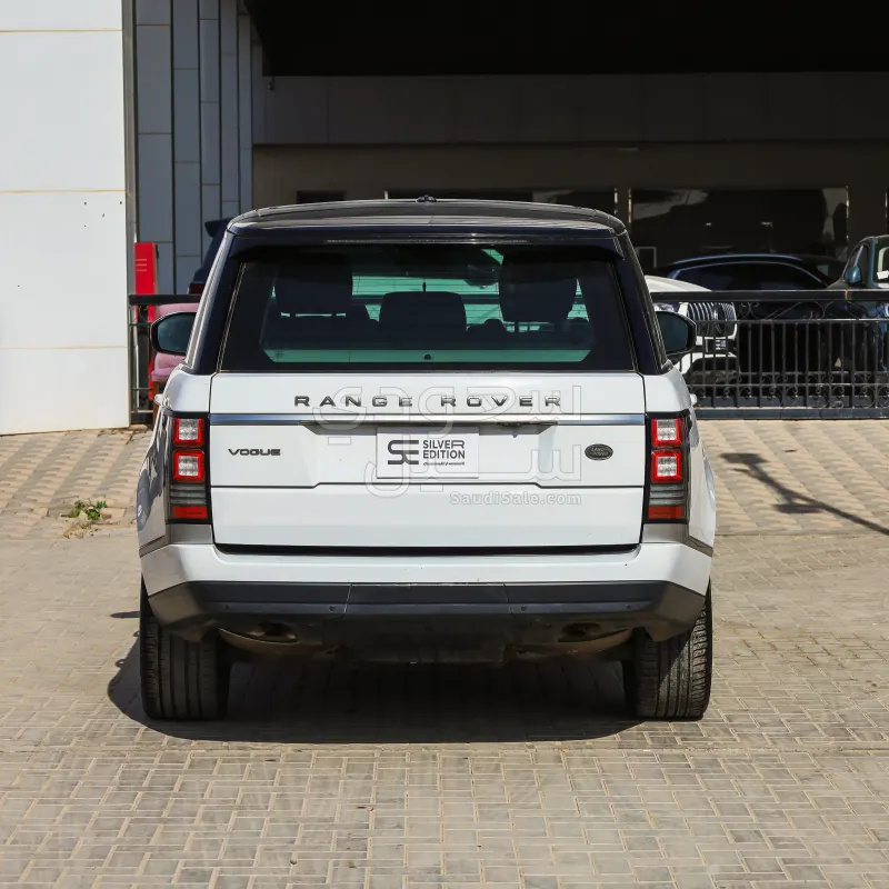 2017 لاند روفر رينج روفر فوج