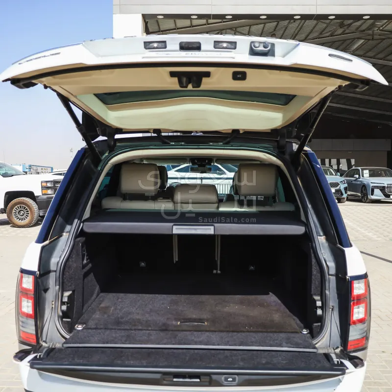 2017 لاند روفر رينج روفر فوج