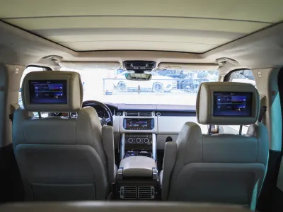 2017 لاند روفر رينج روفر فوج