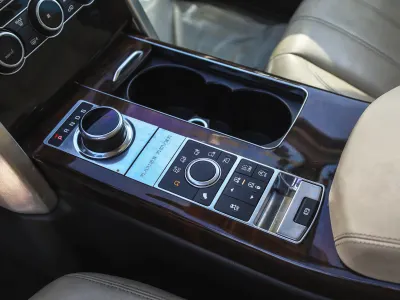 2017 لاند روفر رينج روفر فوج