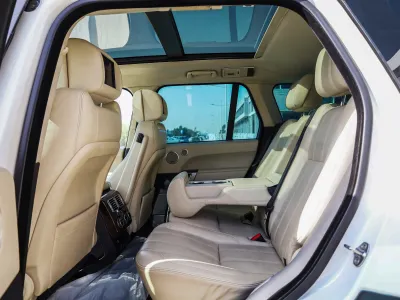 2017 لاند روفر رينج روفر فوج