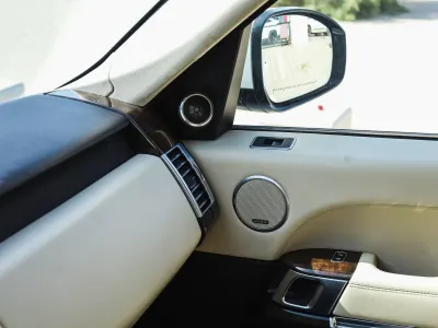 2017 لاند روفر رينج روفر فوج