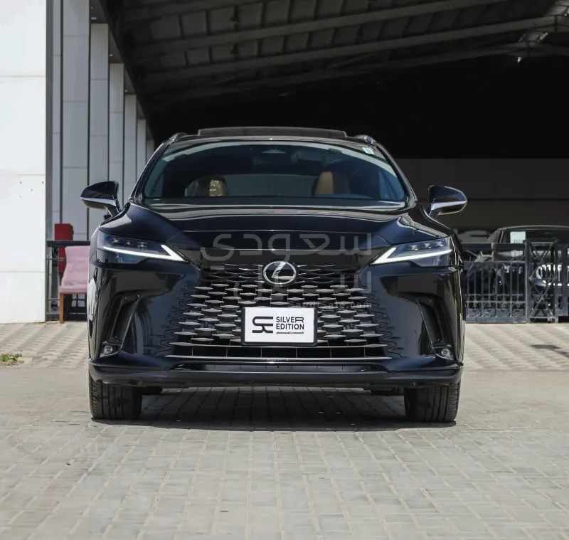 2024 لكزس أر إكس 350