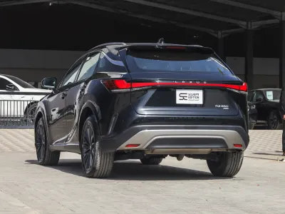 2024 لكزس أر إكس 350