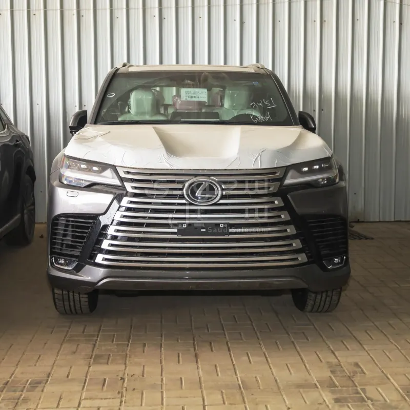 2026 لكزس إل إكس 600