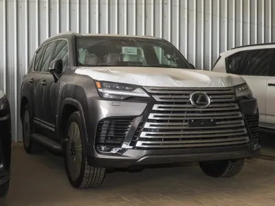 2026 لكزس إل إكس 600