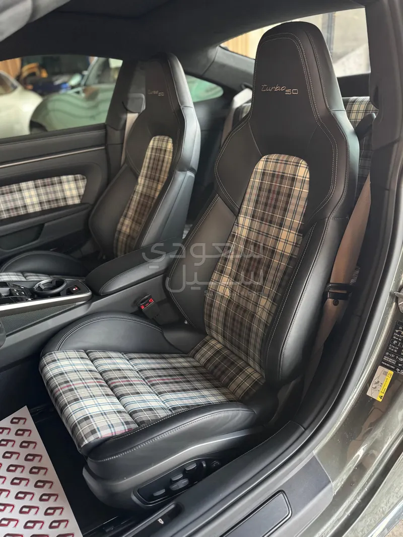 2025 بورش 911 توربو