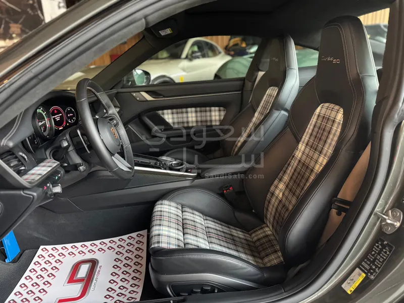 2025 بورش 911 توربو