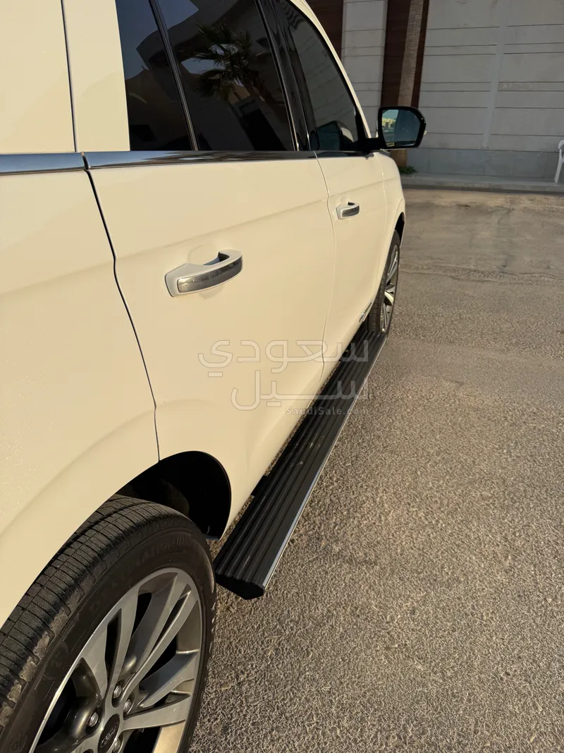 2020 فورد اكسبيديشن كنج رانش