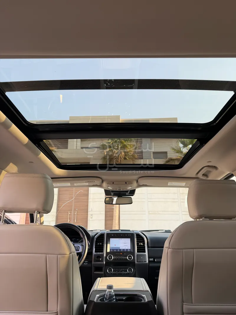 2020 فورد اكسبيديشن كنج رانش