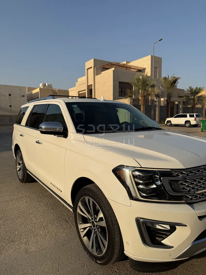 2020 فورد اكسبيديشن كنج رانش