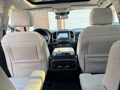 2020 فورد اكسبيديشن كنج رانش