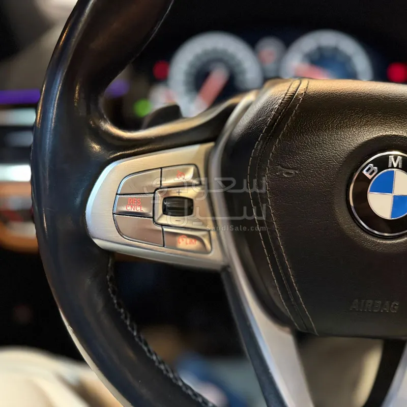 2016 بي ام دبليو الفئة السابعة 740 إل أي