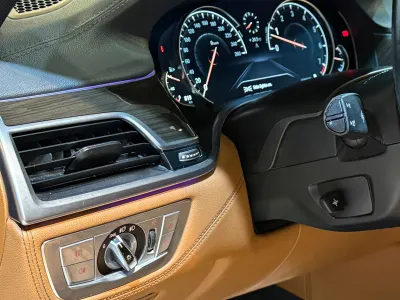 2016 بي ام دبليو الفئة السابعة 740 إل أي