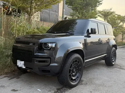 2025 لاند روفر ديفيندر اوكتا