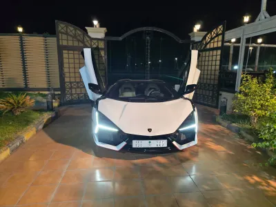 2024 لمبرجيني ريفويلتو