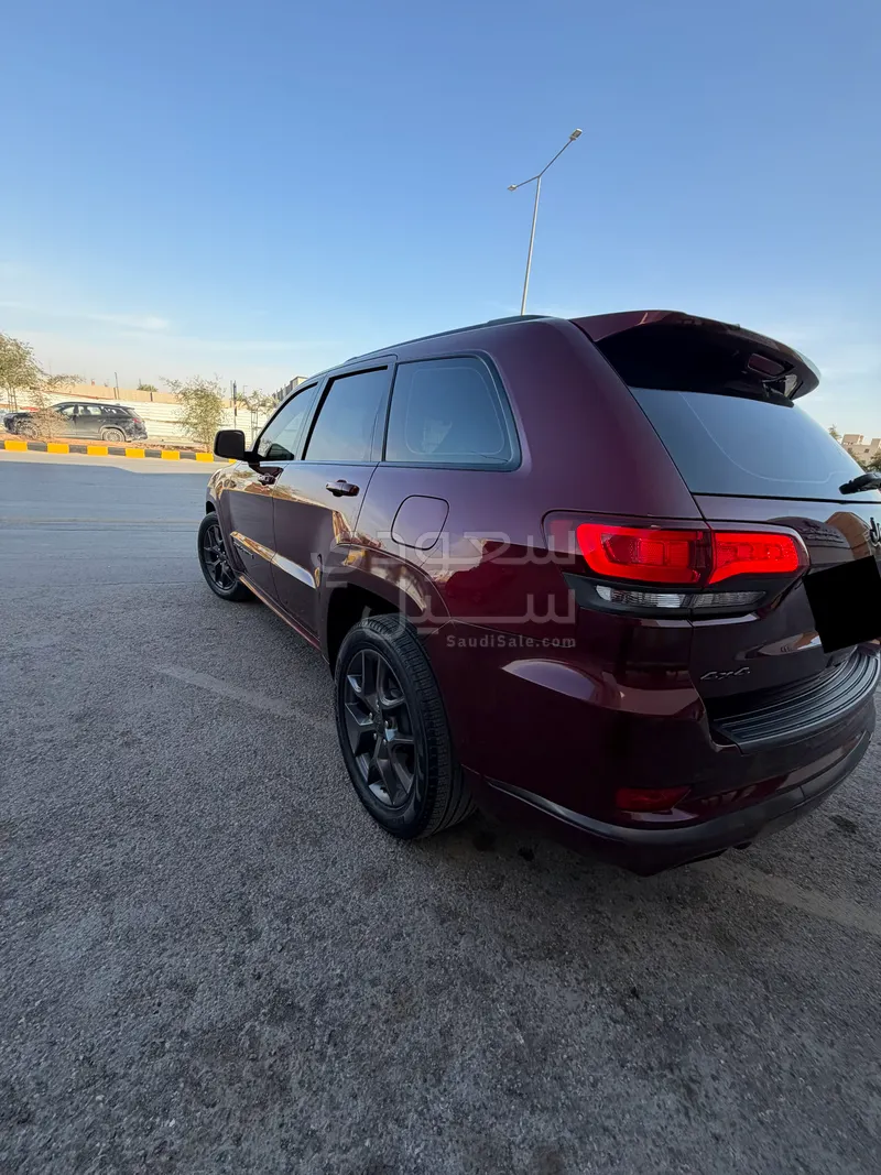 2020 جييب جراند شيروكي اس ليمتد