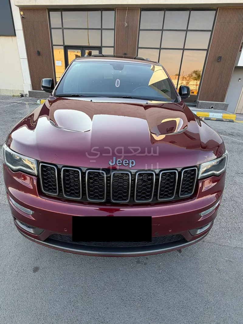 2020 جييب جراند شيروكي اس ليمتد