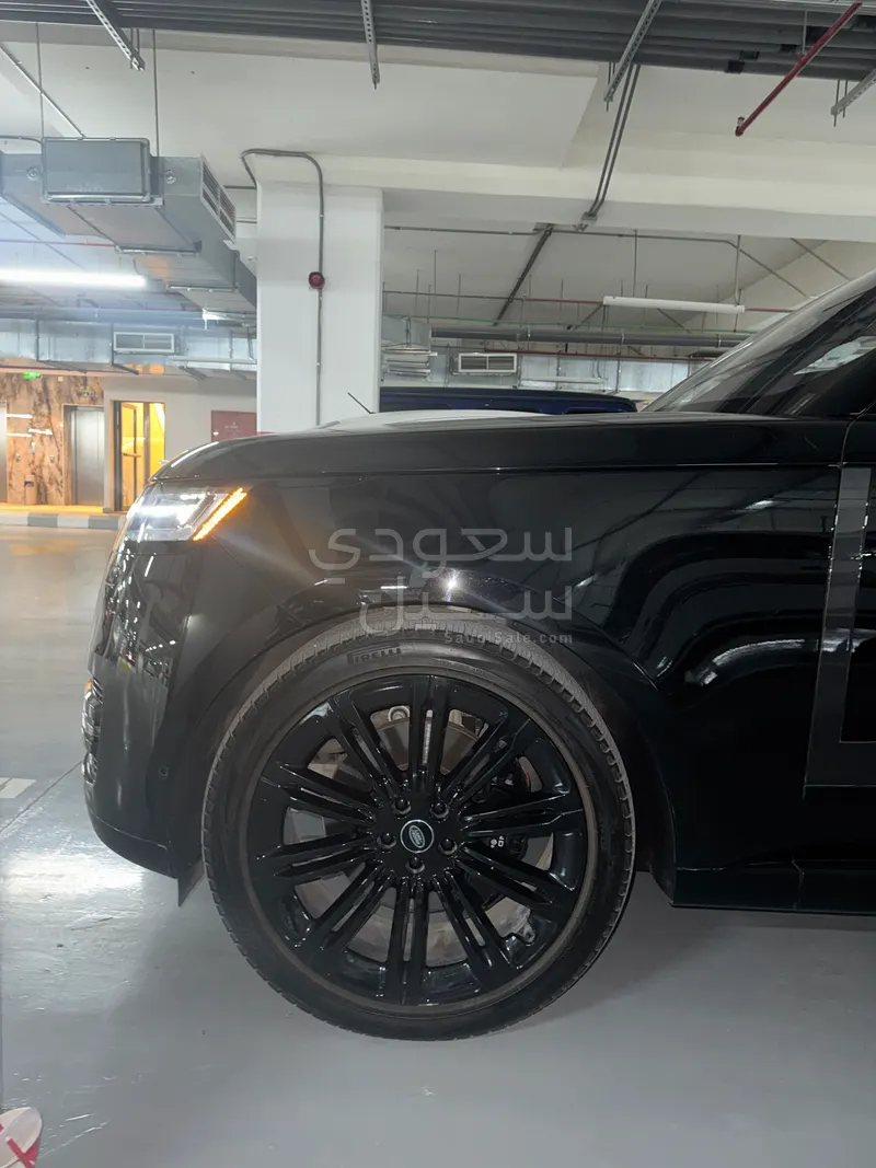 2023 لاند روفر رينج روفر بلاك اديشن