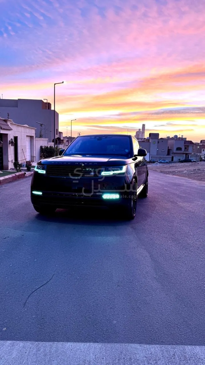 2023 Land Rover Range Rover Black Edition