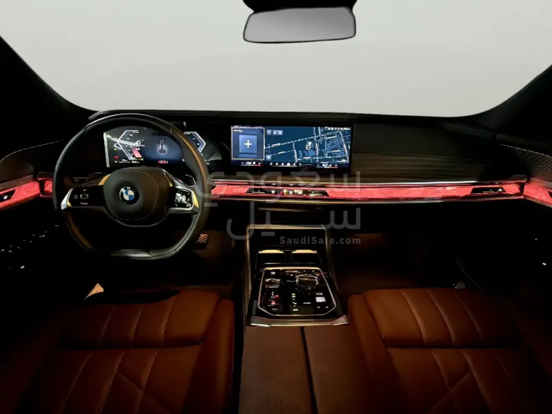 2024 بي ام دبليو الفئة السابعة 735أي