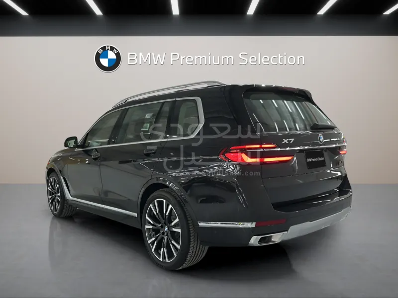 2024 بي ام دبليو الفئة اكس 7