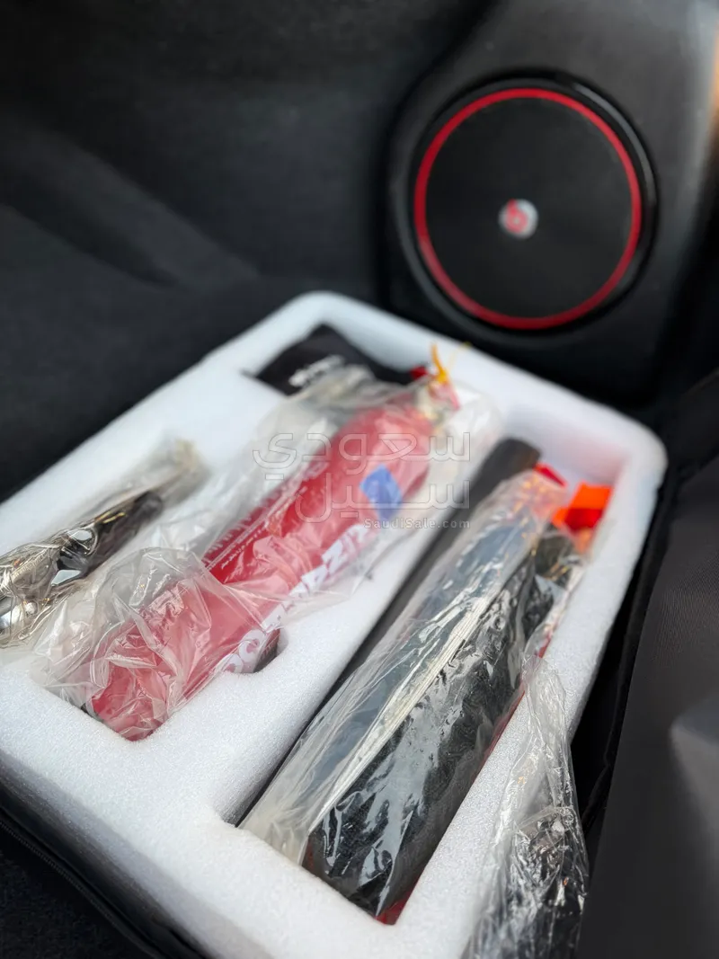 2017 دودج تشارجر رالي