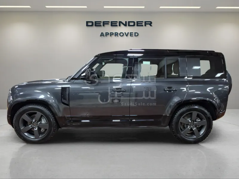 2025 لاند روفر ديفيندر اس اي