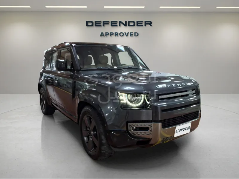 2025 لاند روفر ديفيندر اس اي