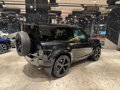 2023 لاند روفر ديفيندر