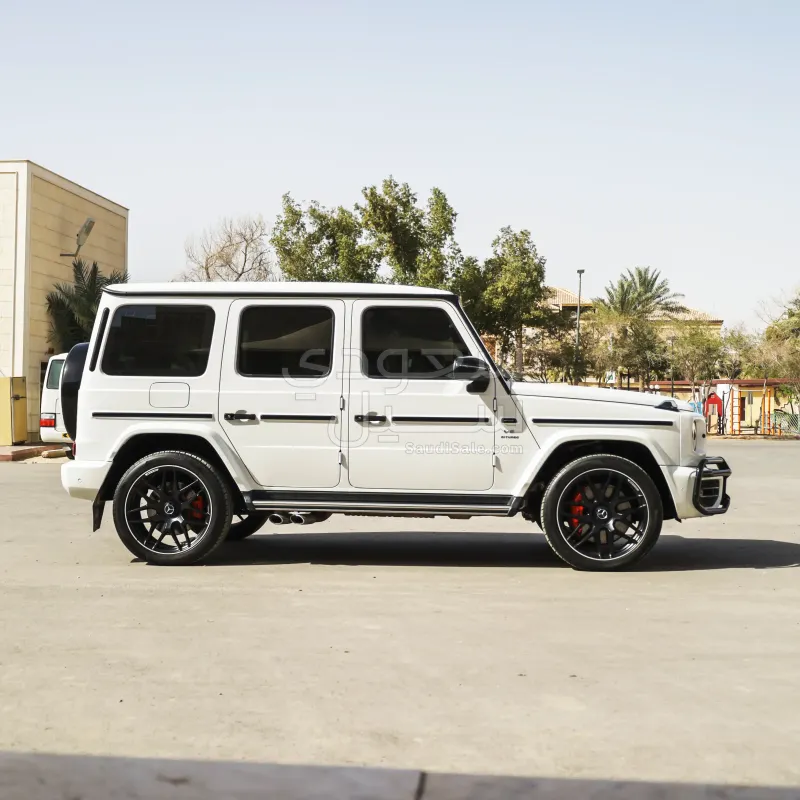 2022 مرسيدس - بنز جي 63 أي إم جي